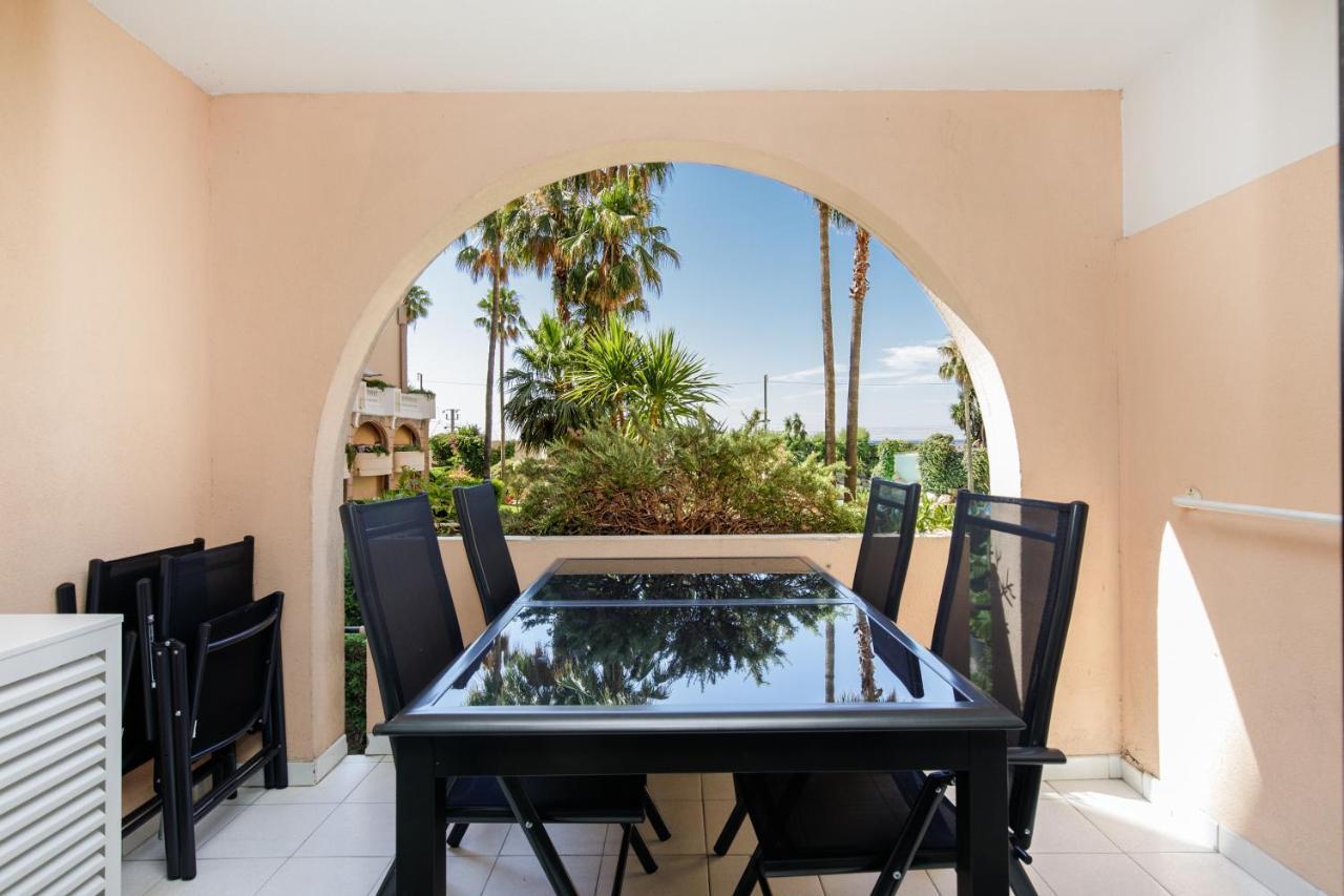 Suite 118 - Piscine - 50 Metres Plage - Terrasse - Clim - Wifi Cannes Eksteriør bilde