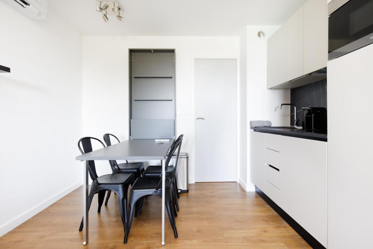 Suite 118 - Piscine - 50 Metres Plage - Terrasse - Clim - Wifi Cannes Eksteriør bilde
